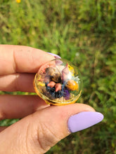 Load image into Gallery viewer, Real bee and ladybug terrarium statement ring
