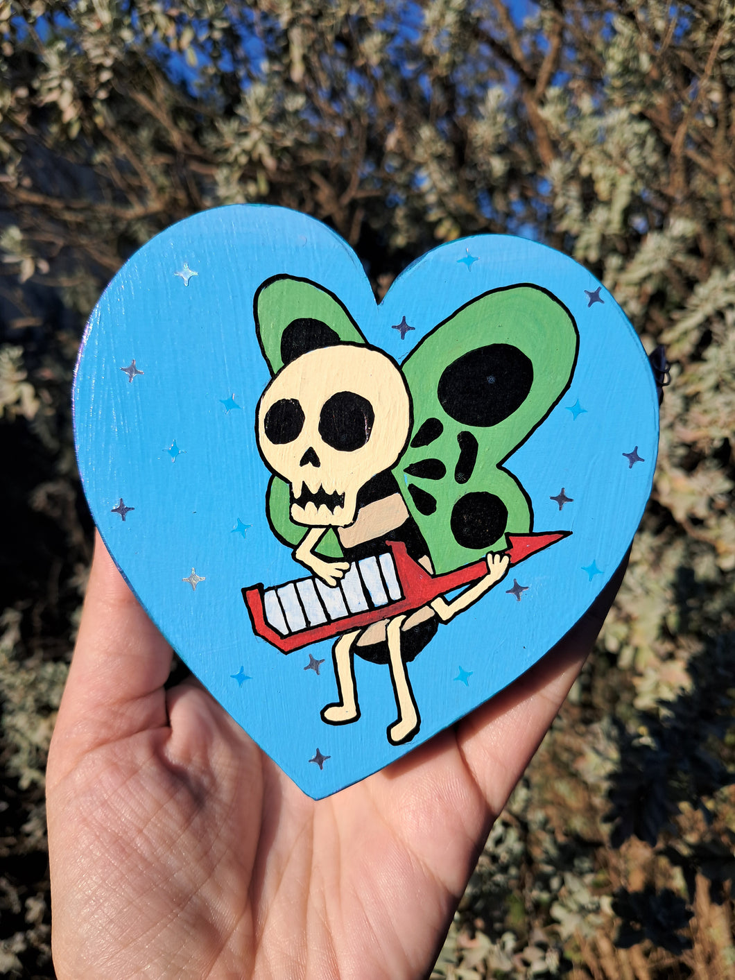 Hand painted heart shaped trinket box