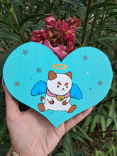 गैलरी व्यूवर में इमेज लोड करें, Hand painted kitty angel heart
